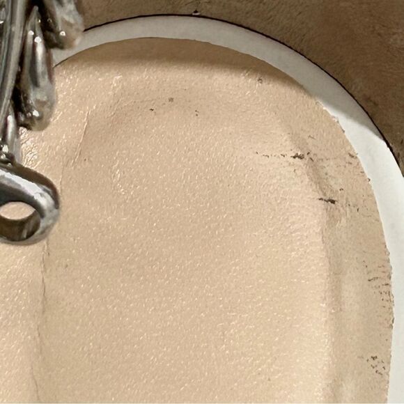 SOLD Manolo Blahnik Chaos Chain-Wrap White Patent Sandal Heels Size 39/9 - Picture 8 of 11